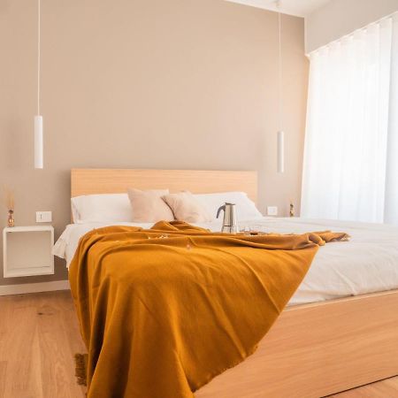 The Best Rent - Modern Apartment Near Corso Buenos Aires Мілан Екстер'єр фото