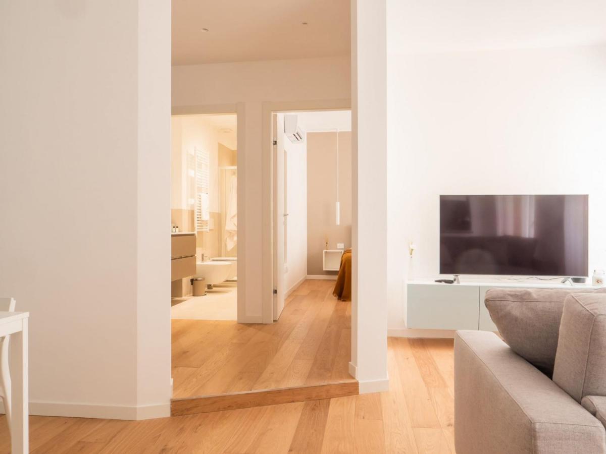The Best Rent - Modern Apartment Near Corso Buenos Aires Мілан Екстер'єр фото